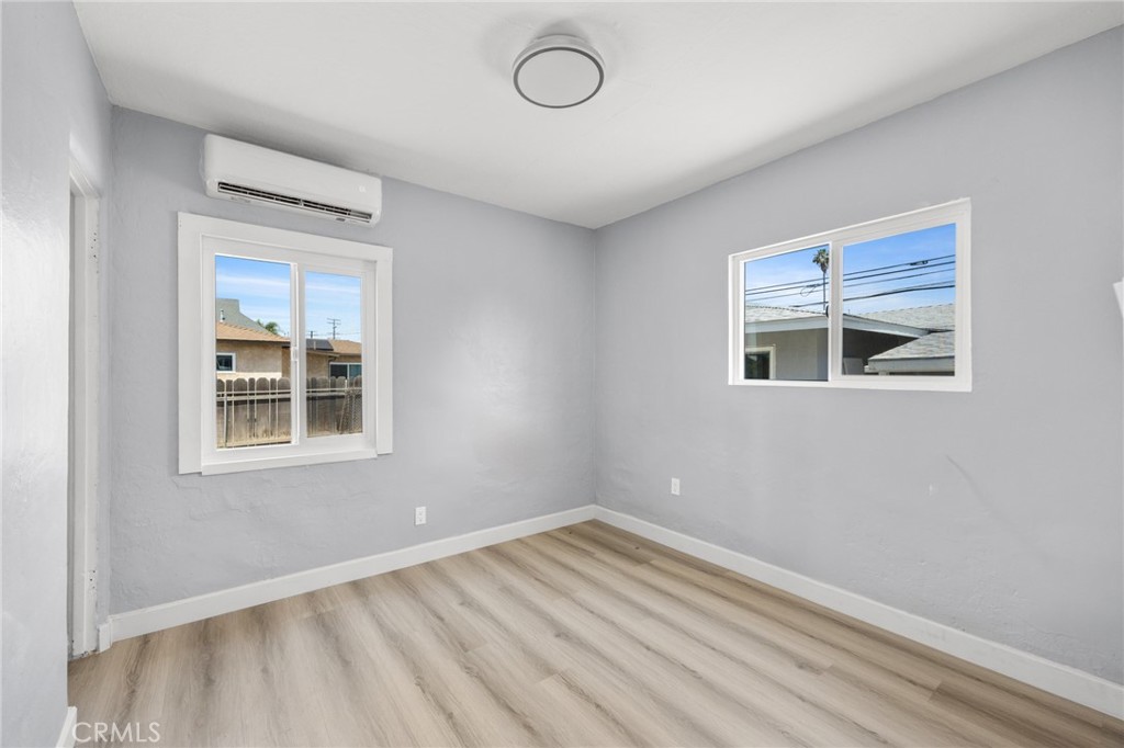 1163 W 3rd Street Property Photo 21
