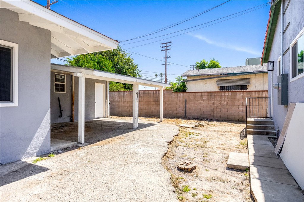 1163 W 3rd Street Property Photo 26