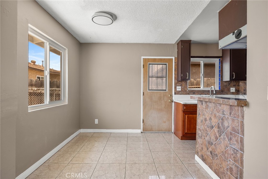 1163 W 3rd Street Property Photo 32