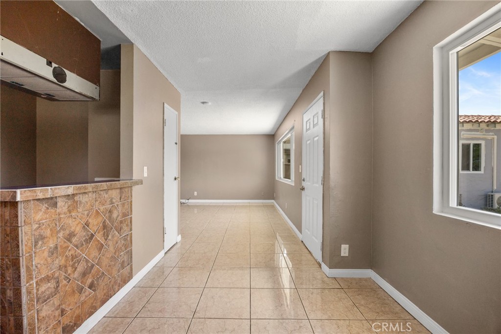 1163 W 3rd Street Property Photo 34