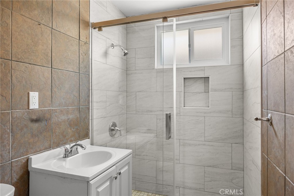 1163 W 3rd Street Property Photo 37