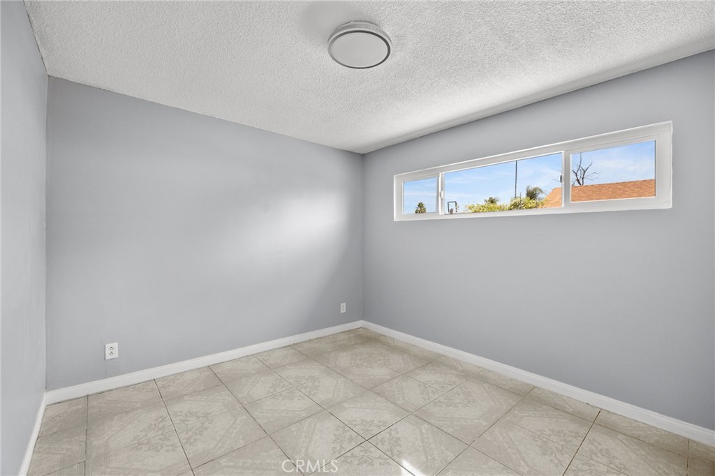 1163 W 3rd Street Property Photo 38