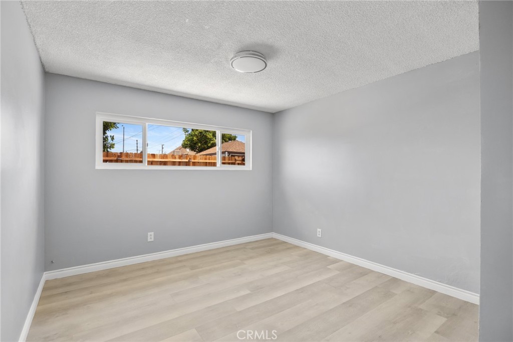 1163 W 3rd Street Property Photo 42