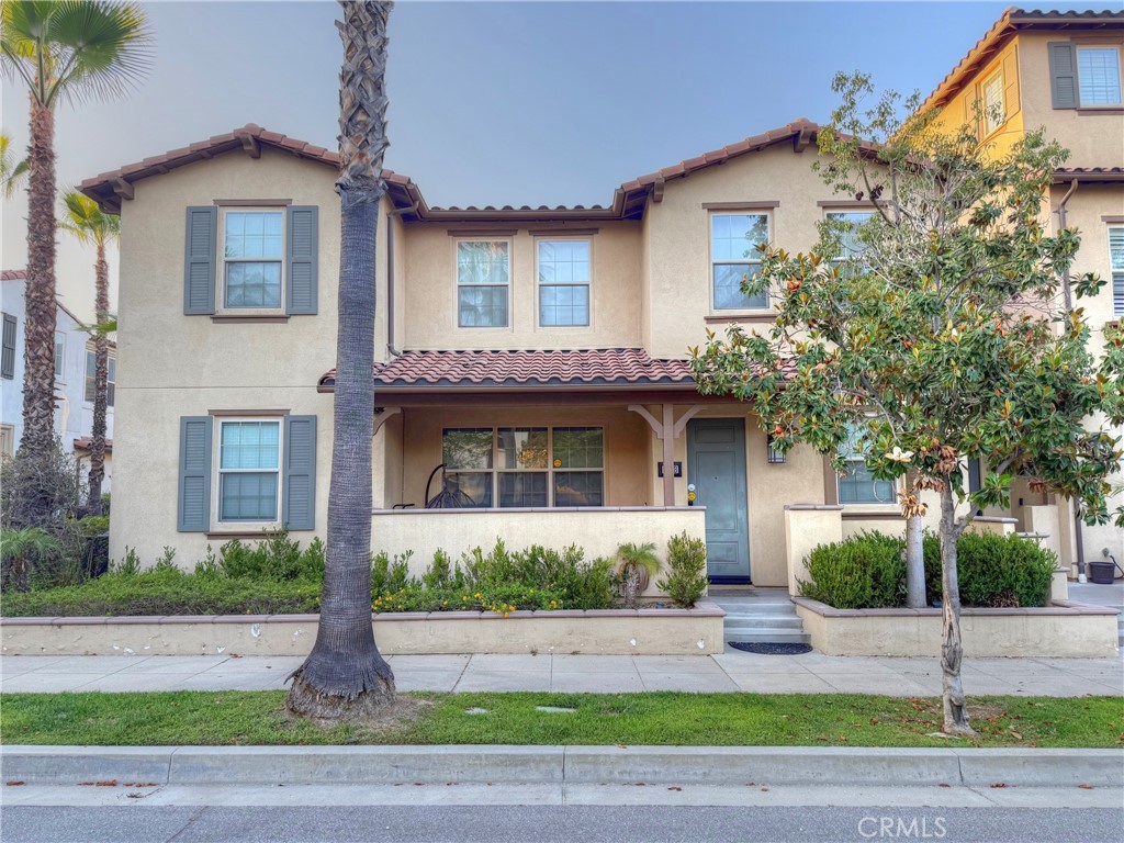 867 E Prommenade B Property Photo 1