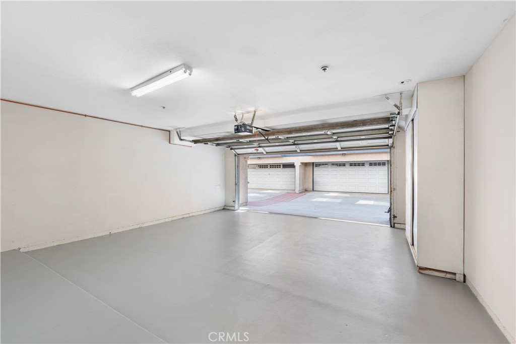 150 Diamond Street B Property Photo 24
