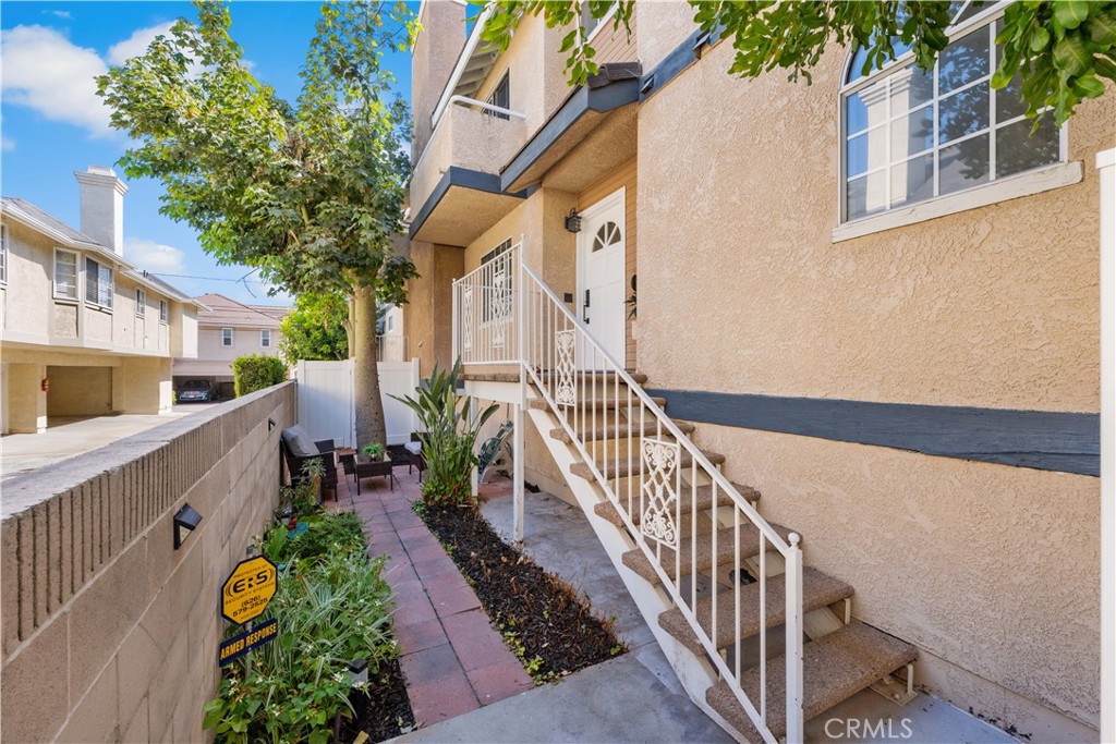 150 Diamond Street B Property Photo 30