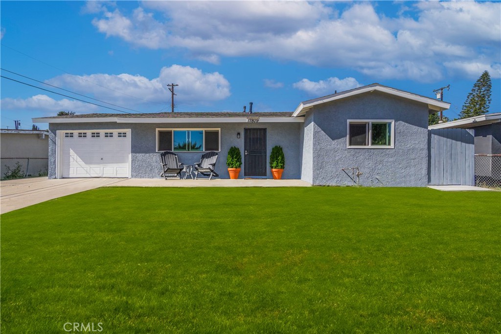 17809 Hemphill Street Property Photo 1