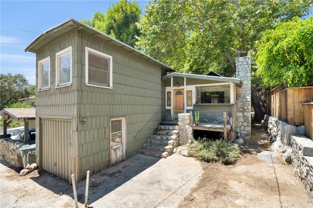 639 Woodland Drive Property Photo 1