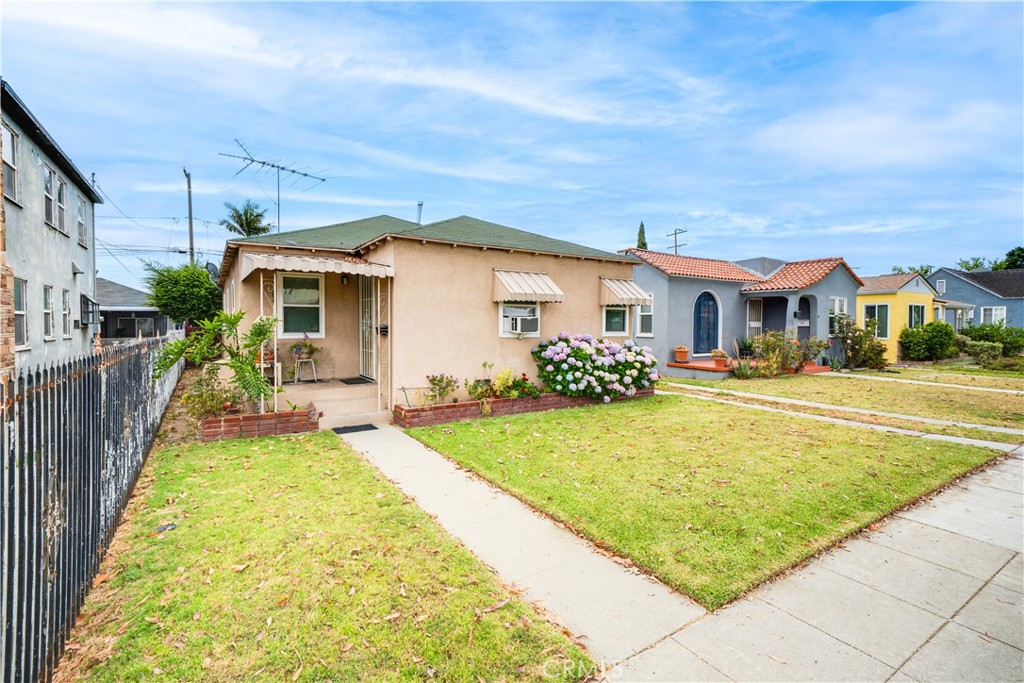 5870 Lemon Avenue Property Photo 1