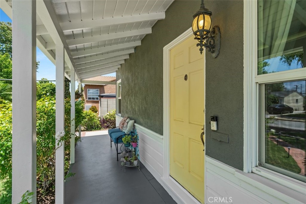 1434 N Rose Street Property Photo 7
