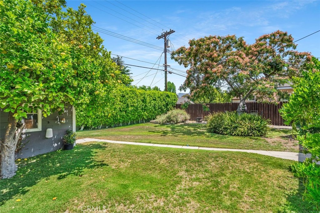 1434 N Rose Street Property Photo 35