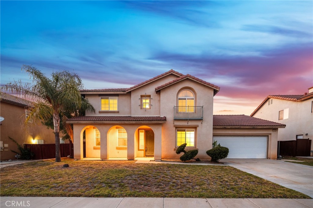 15453 La Casa Drive Property Photo 1