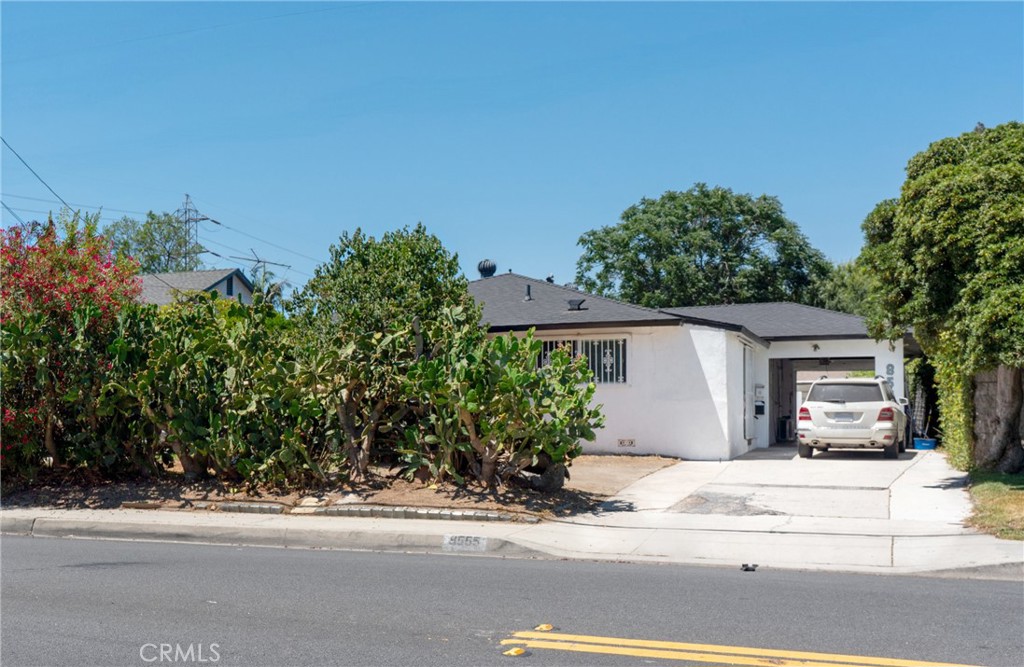 8555 Marshall Street Property Photo 1