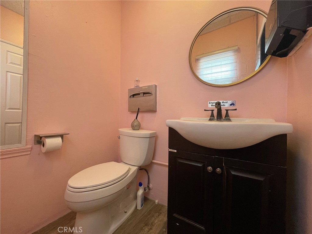 1432 S Baldwin Avenue Property Photo 15