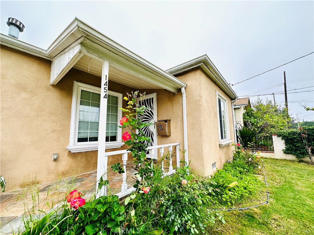 1454 W 218th Street Property Photo 1