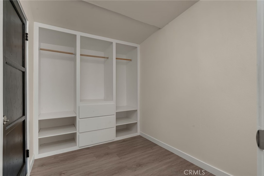 1048 Dexter Street Property Photo 19