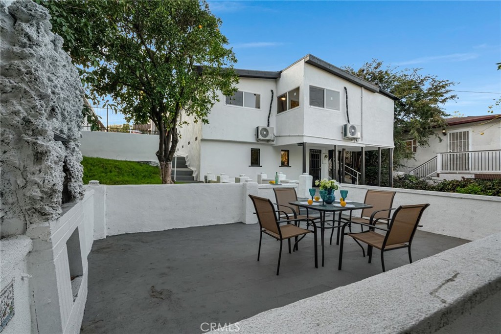 1048 Dexter Street Property Photo 45