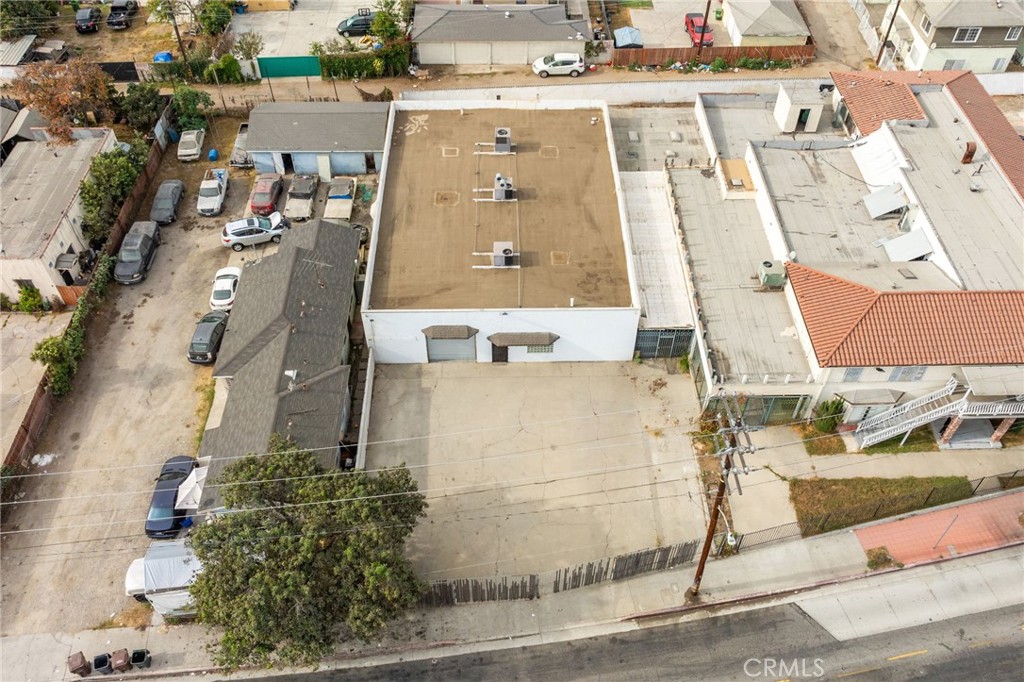915 N Willowbrook Avenue Property Photo 18