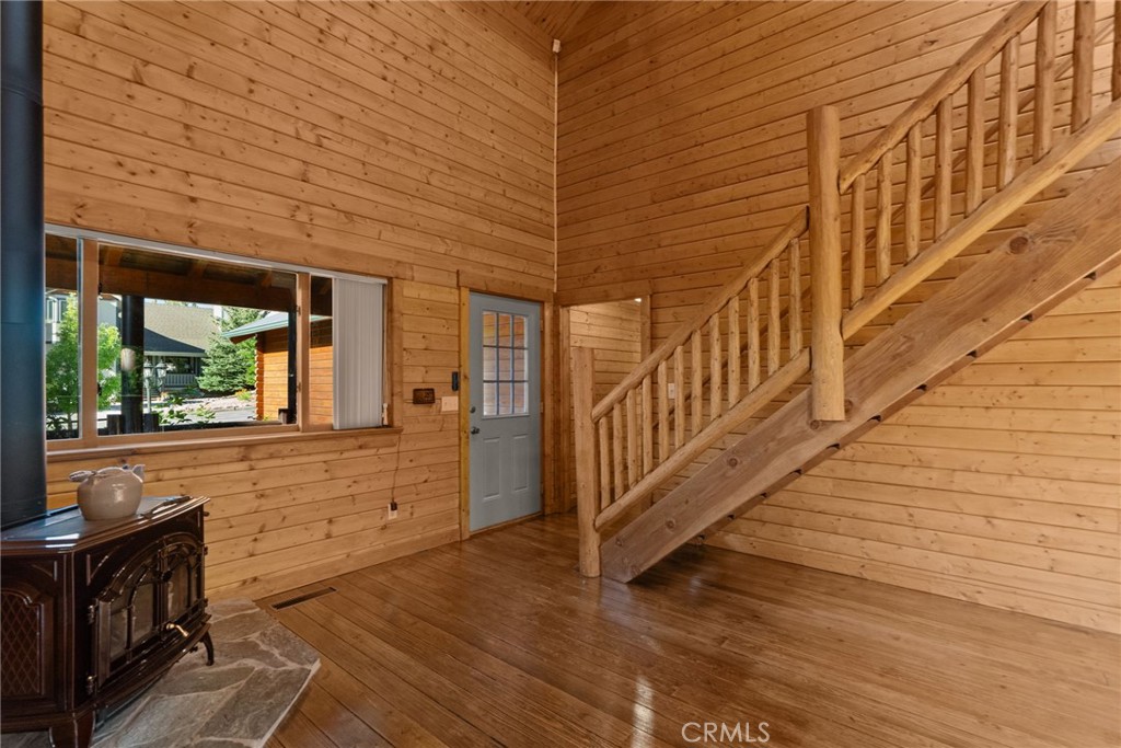1242 Alpinview Drive Property Photo 12