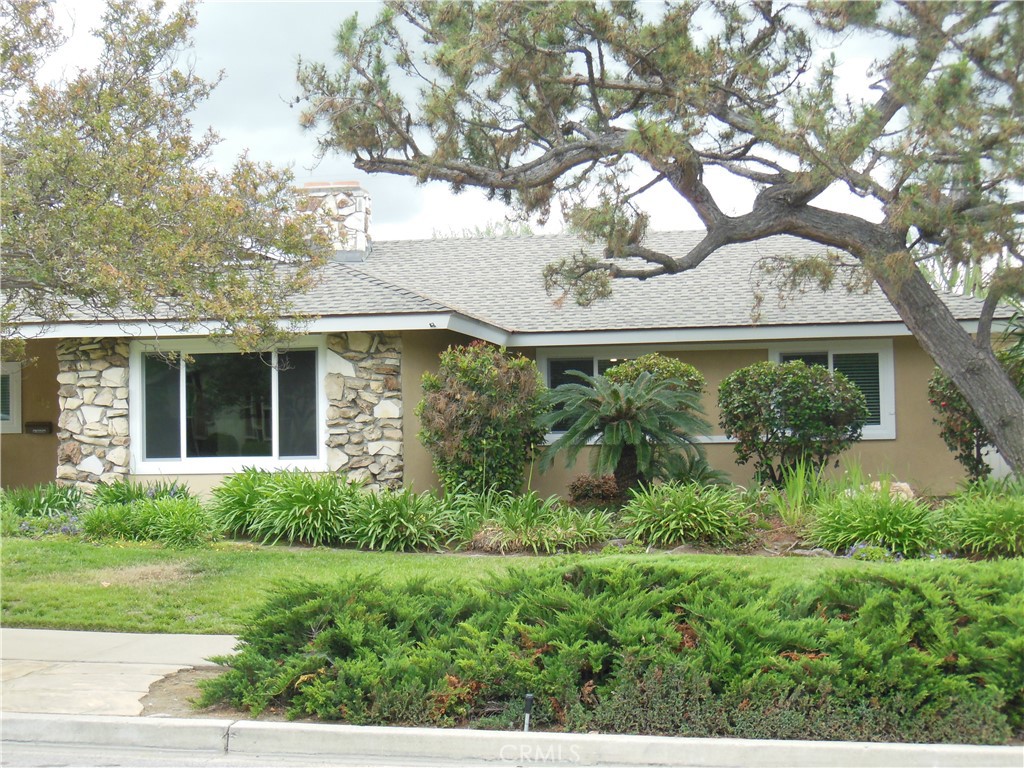 1012 Ottawa Drive Property Photo 1