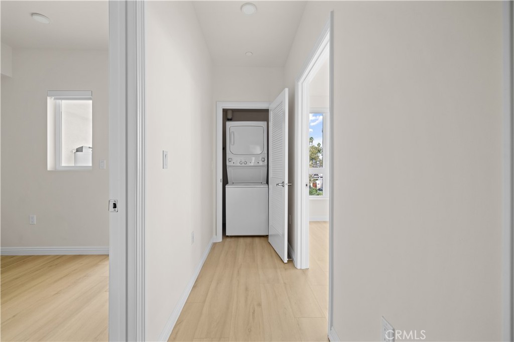 1818 S Norton Avenue 307 Property Photo 8