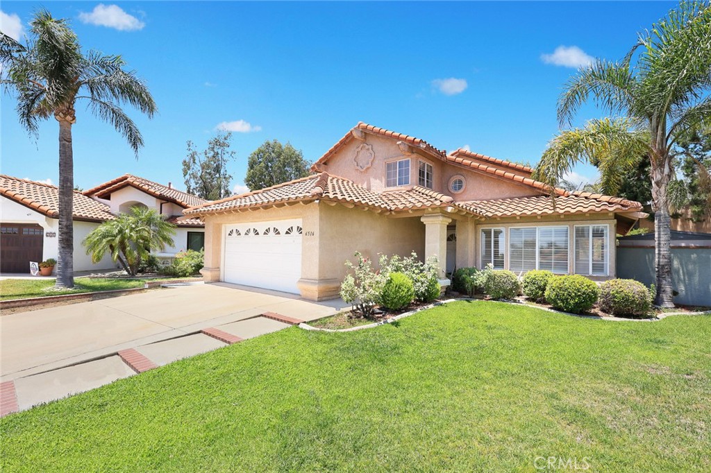 6516 Alameda Avenue Property Photo 2