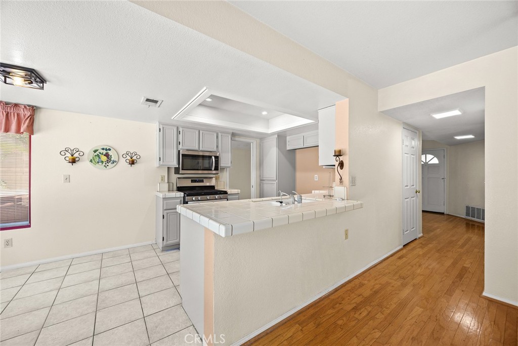 6516 Alameda Avenue Property Photo 16