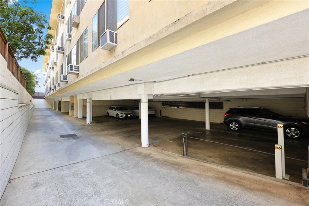 160 S Michigan Avenue Property Photo 14