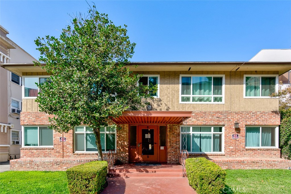 259 N Euclid Avenue Property Photo 8