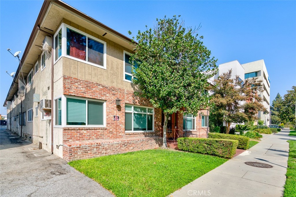 259 N Euclid Avenue Property Photo 9