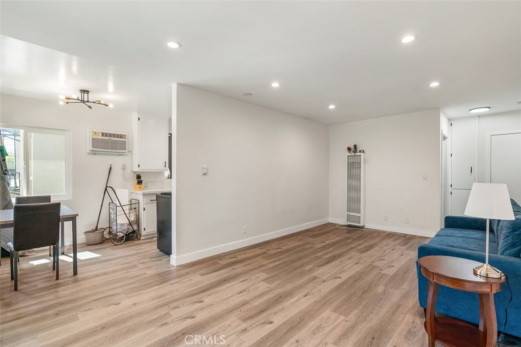 259 N Euclid Avenue Property Photo 13