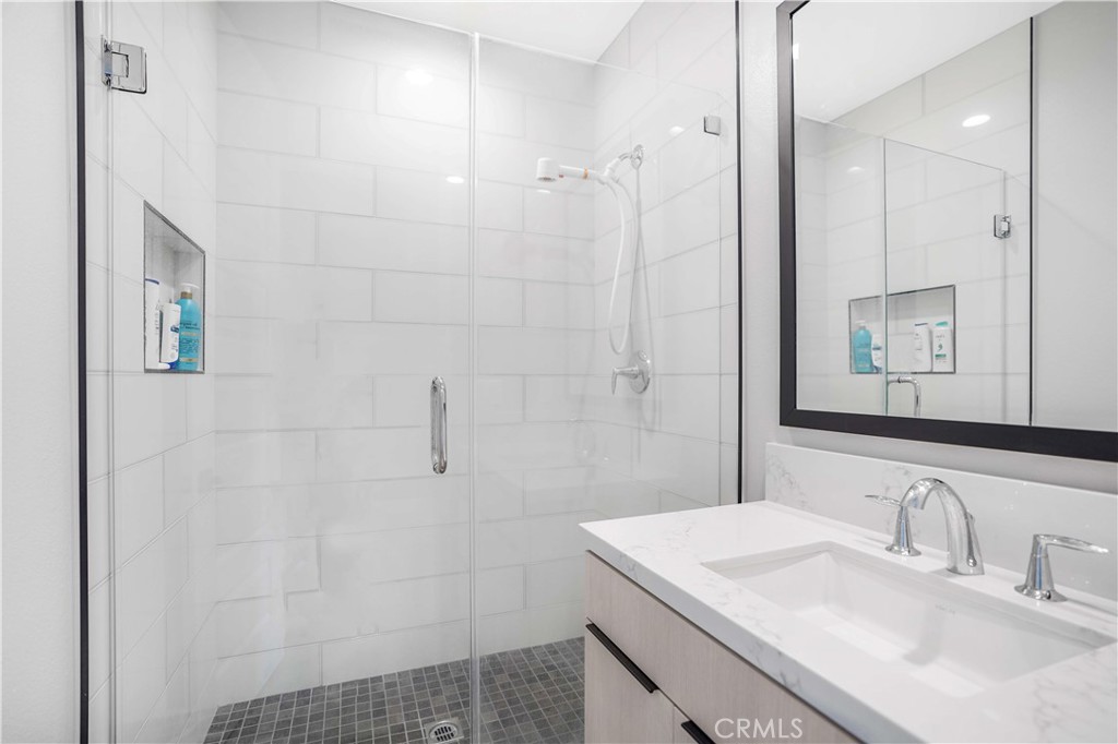 745 Alder Way Property Photo 11