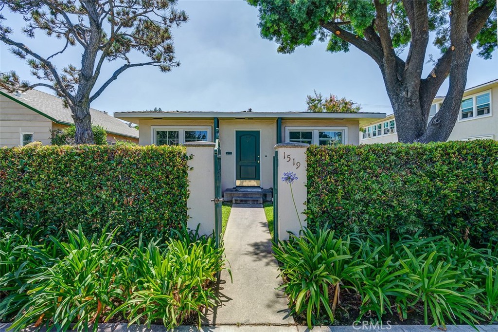 1513 1517 Huntington Drive Property Photo 9