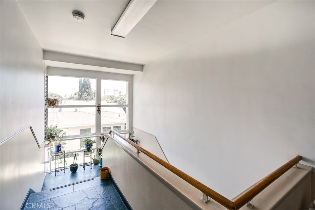 1513 1517 Huntington Drive Property Photo 13