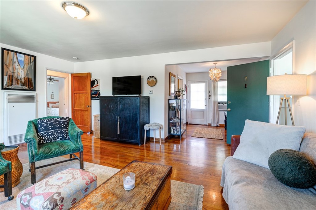 1513 1517 Huntington Drive Property Photo 23