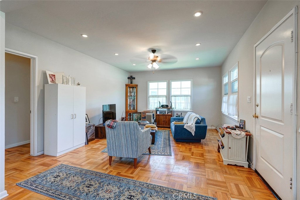 1513 1517 Huntington Drive Property Photo 32