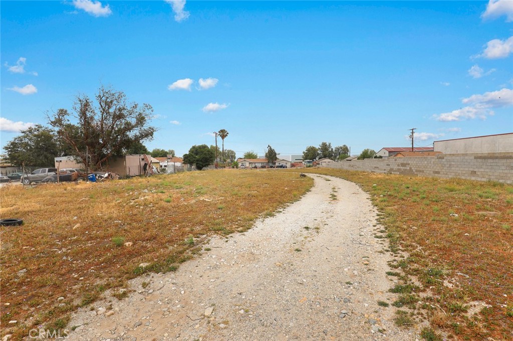 0 W Persimmon Property Photo 4