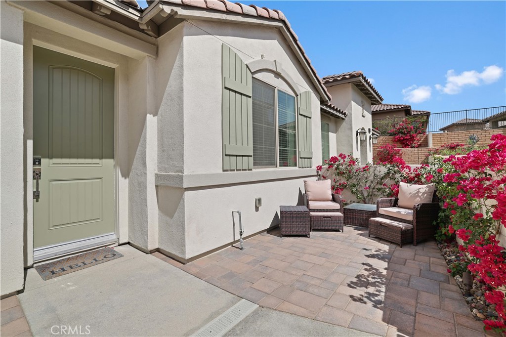 80138 Whisper Rock Way Property Photo 3