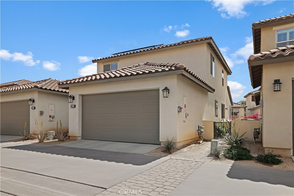 80138 Whisper Rock Way Property Photo 5
