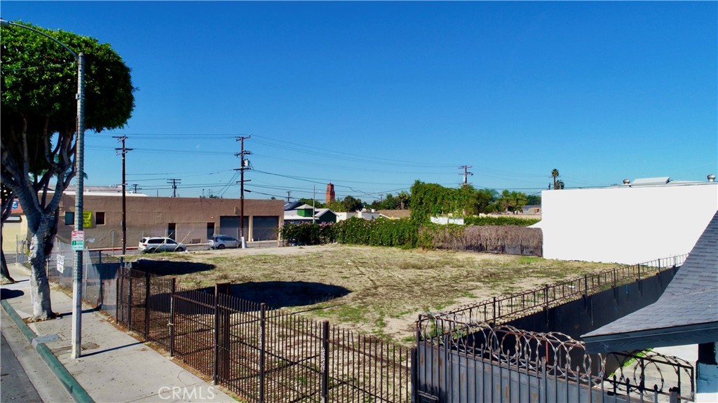 801 E Compton Blvd Property Photo 4