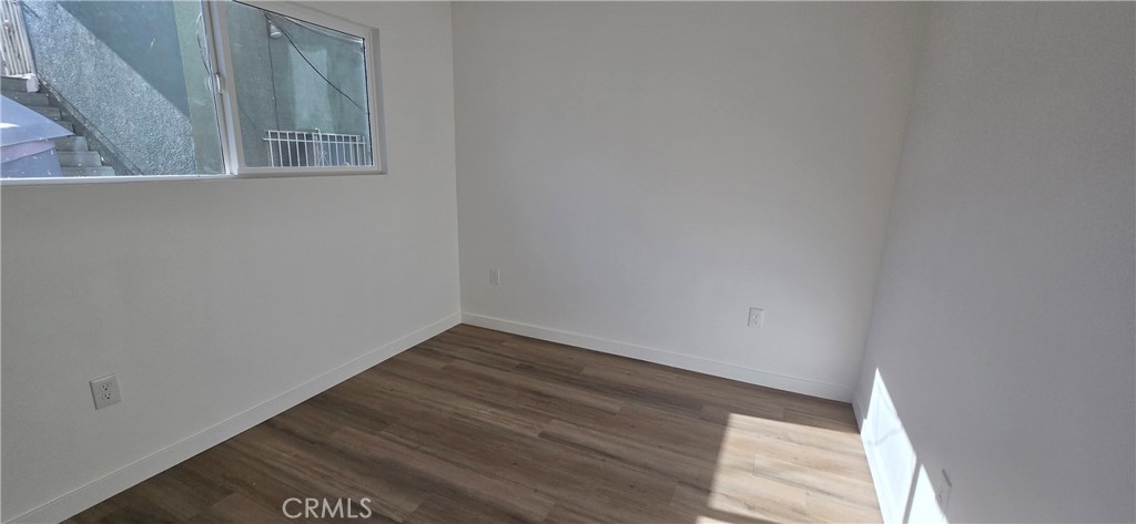 1428 E 54th 2 Property Photo 17