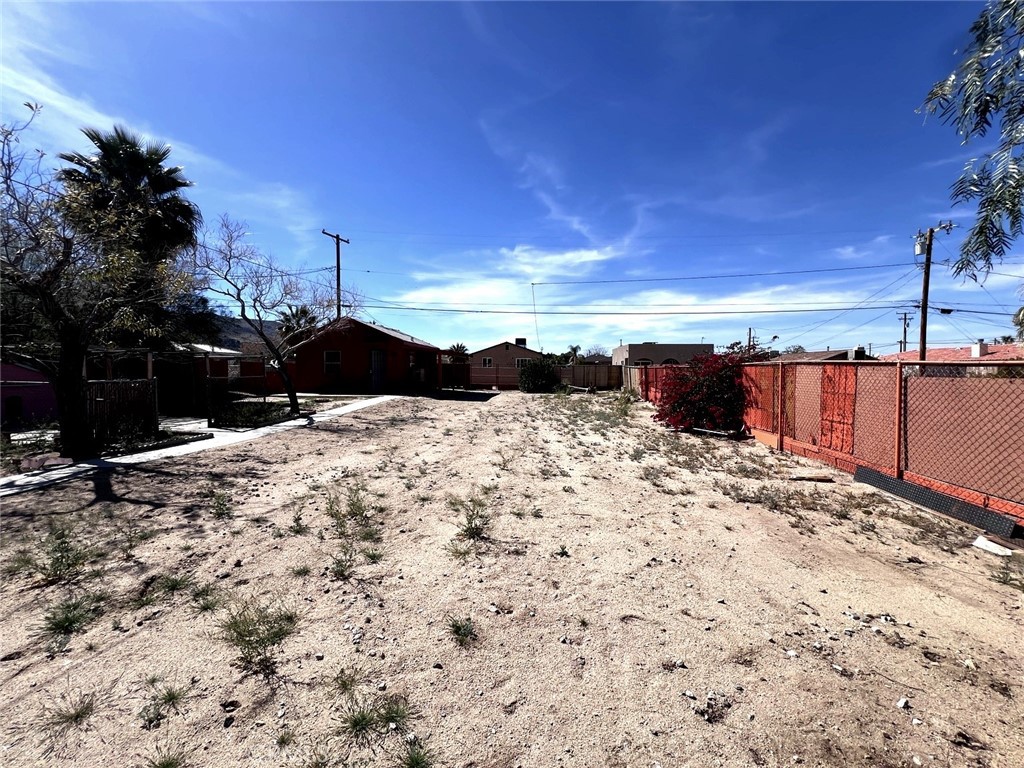 6582 Manzanita Ave Property Photo 6