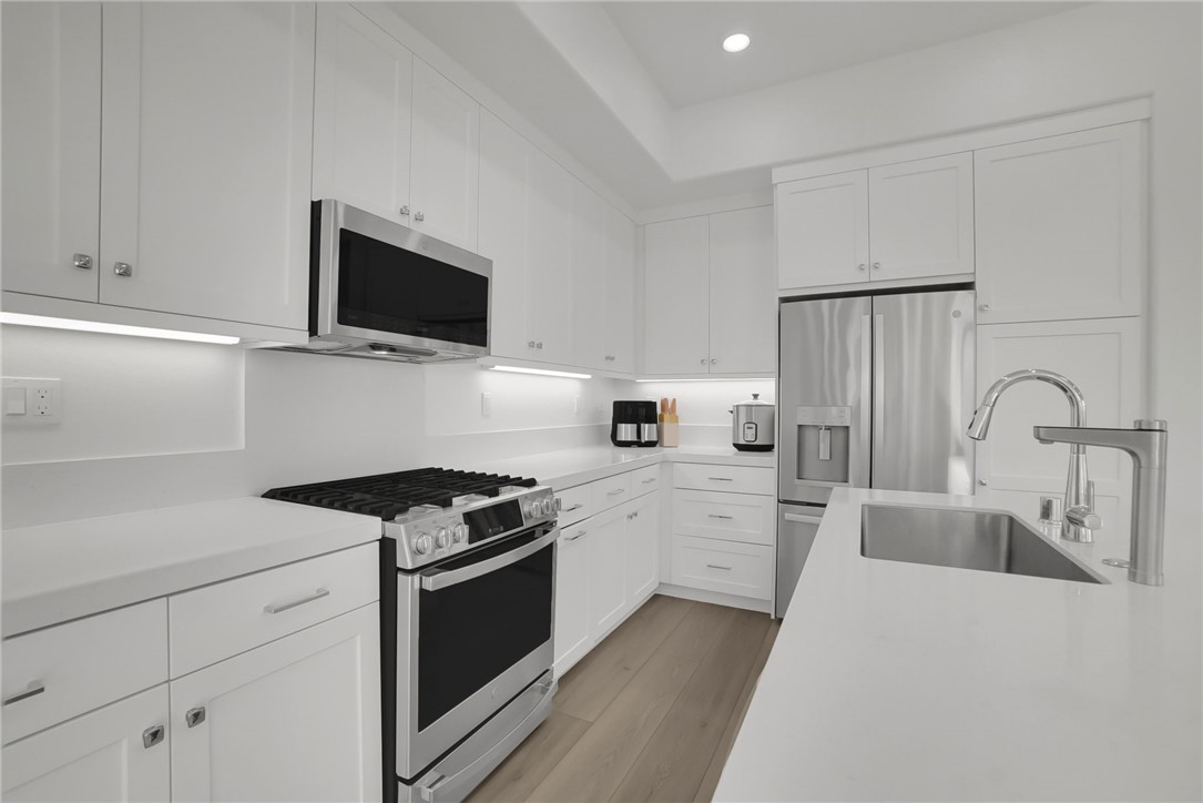 1958 Hollyleaf Terrace Property Photo 17