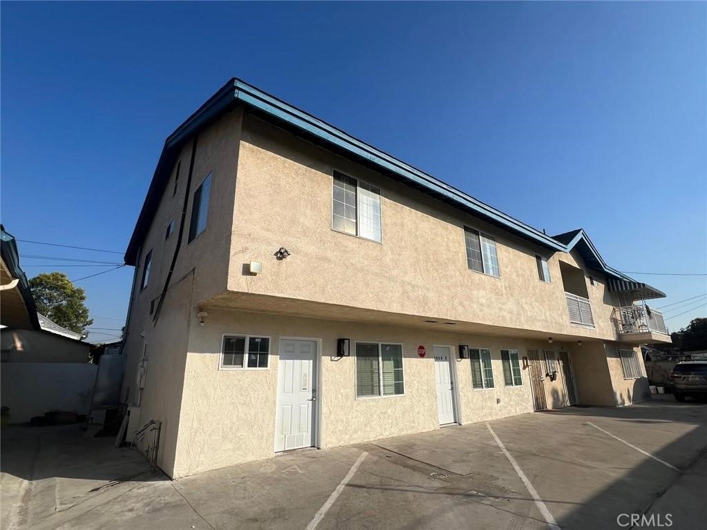 3020 Baldwin Street Property Photo 2