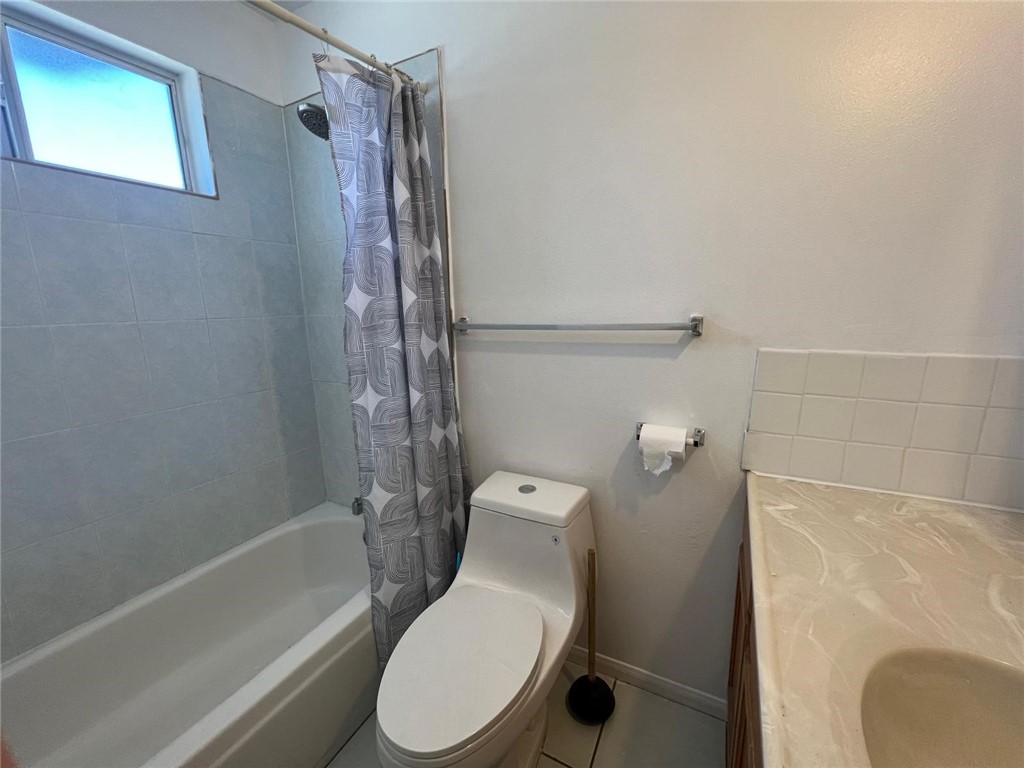 3020 Baldwin Street Property Photo 12