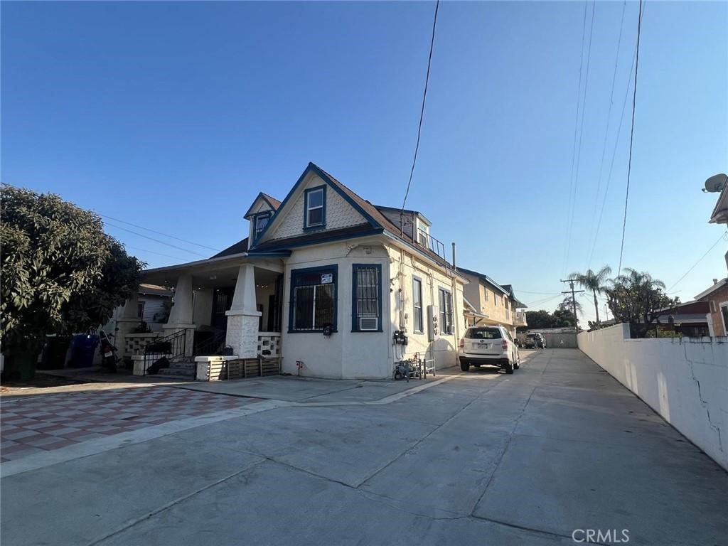 3020 Baldwin Street Property Photo 15