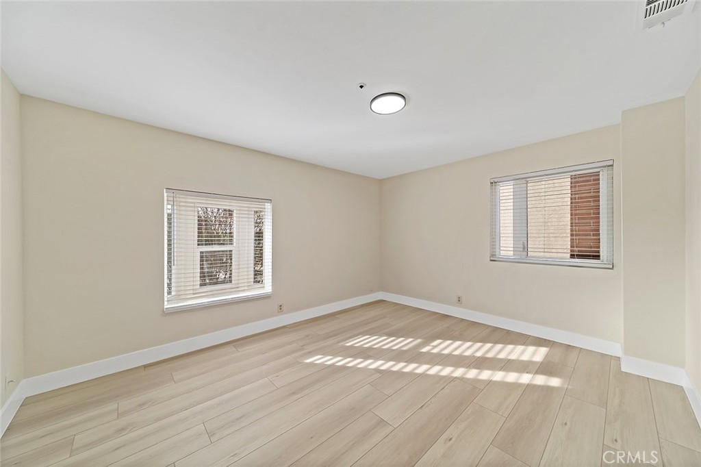 195 N Nicholson Avenue Property Photo 15