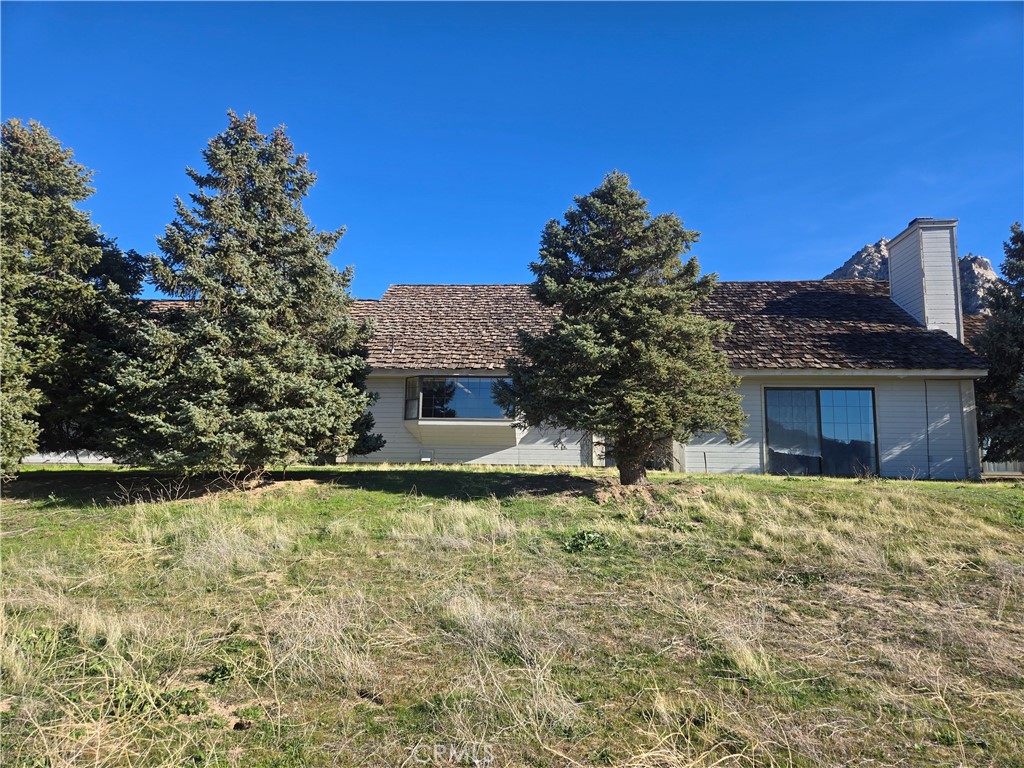 23400 Vanessa Avenue Property Photo 2
