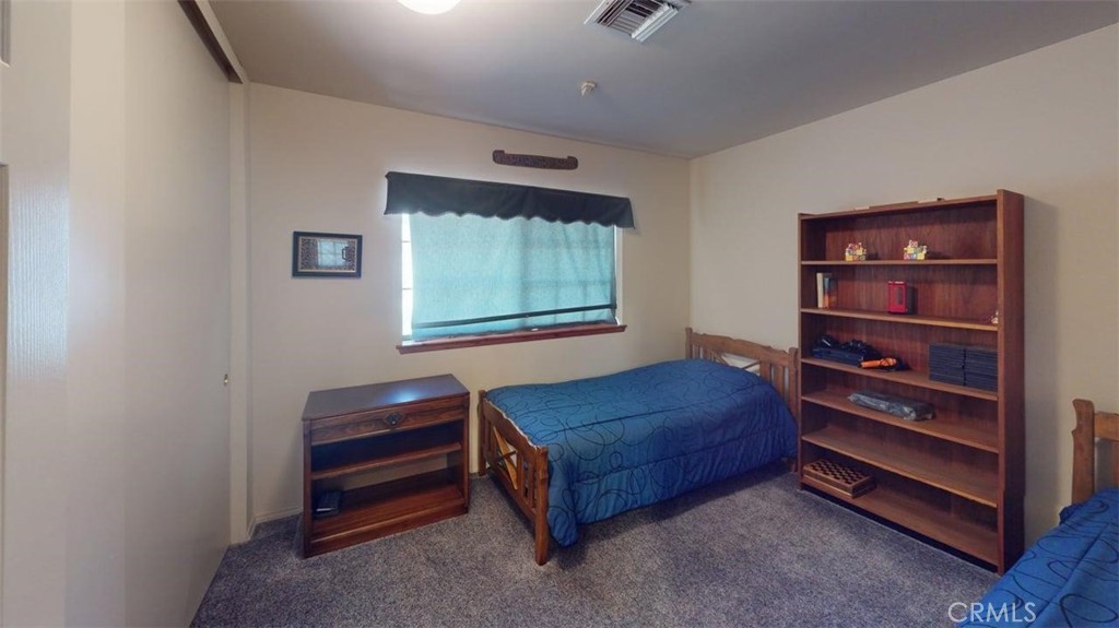 23400 Vanessa Avenue Property Photo 18