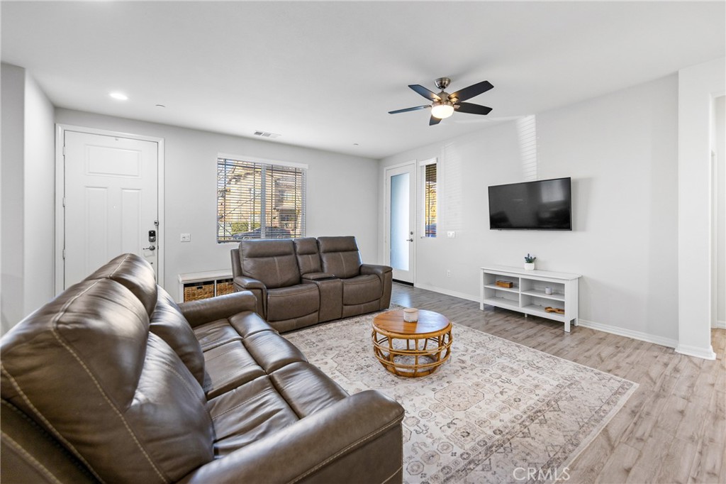 6069 Satterfield Property Photo 3